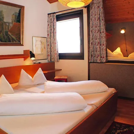 Oefingen, Vakantiehuis